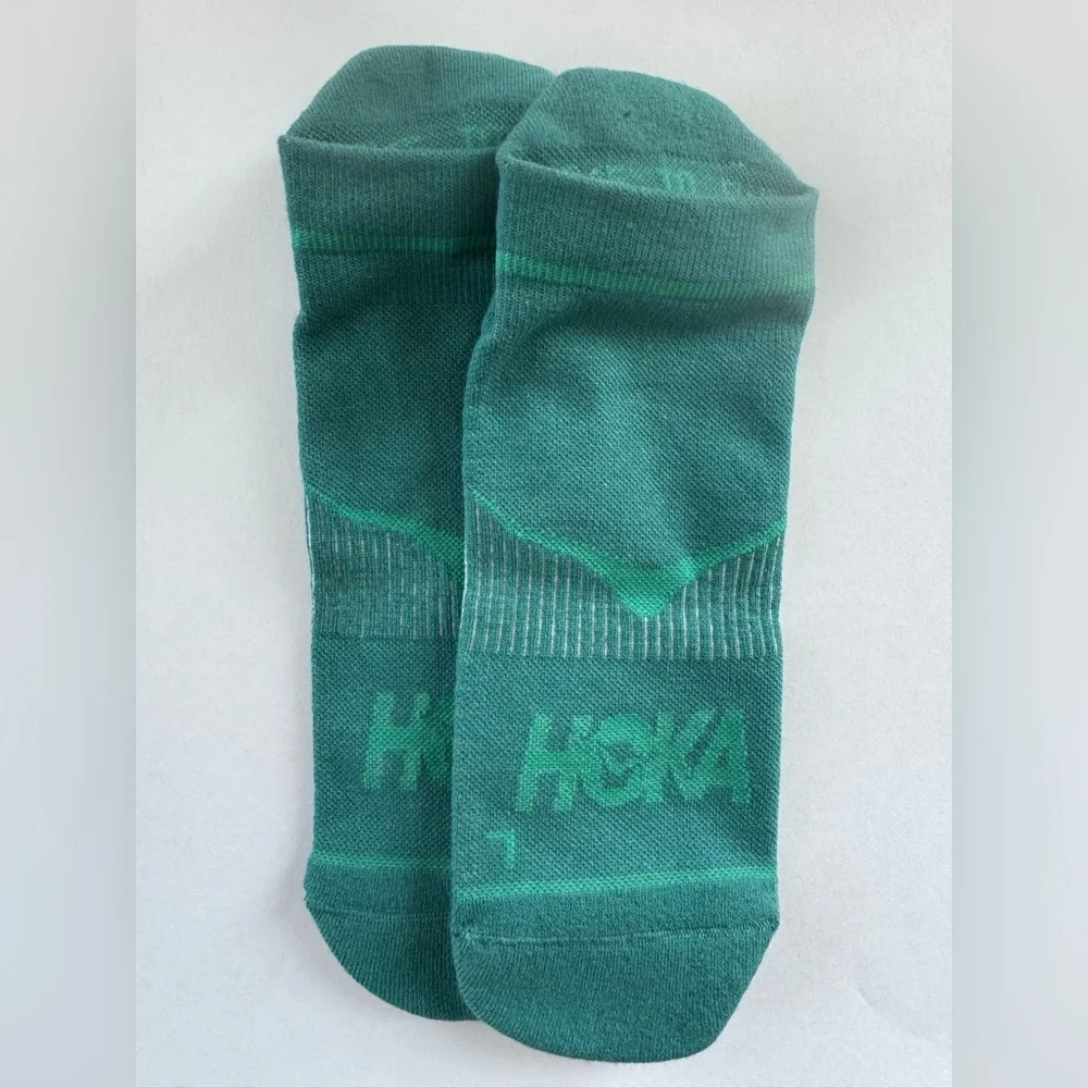 HOKA No-Show Run Socks All Gender Unisex Womens Mens Active Athletic Medium NEW